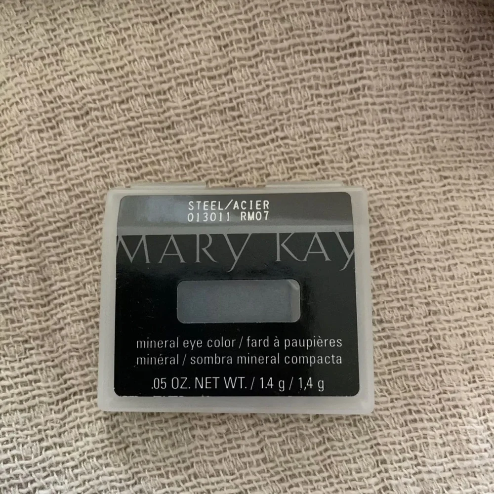 Mary Kay Mineral Eye Color Steel 013011